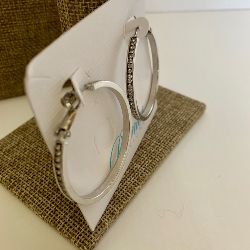Premier Designs Silver haute hoops with crystal